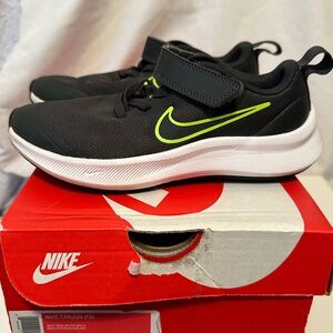 Nike Star Runner Size 12c. Used and in Great Condition!